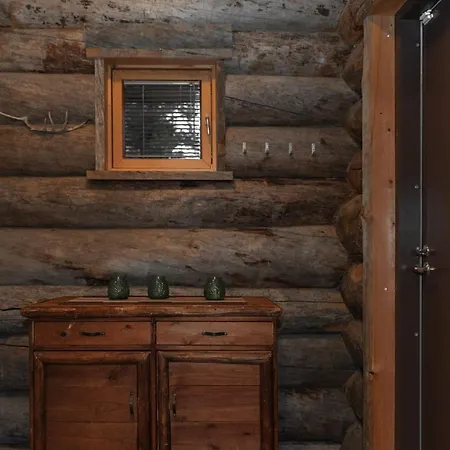 Villa Cozy 4Br Cabin Next To Ski Slopes | Villa Moerri